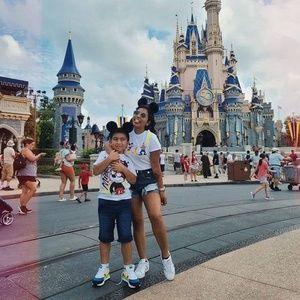 Meet your Posher, Juliana